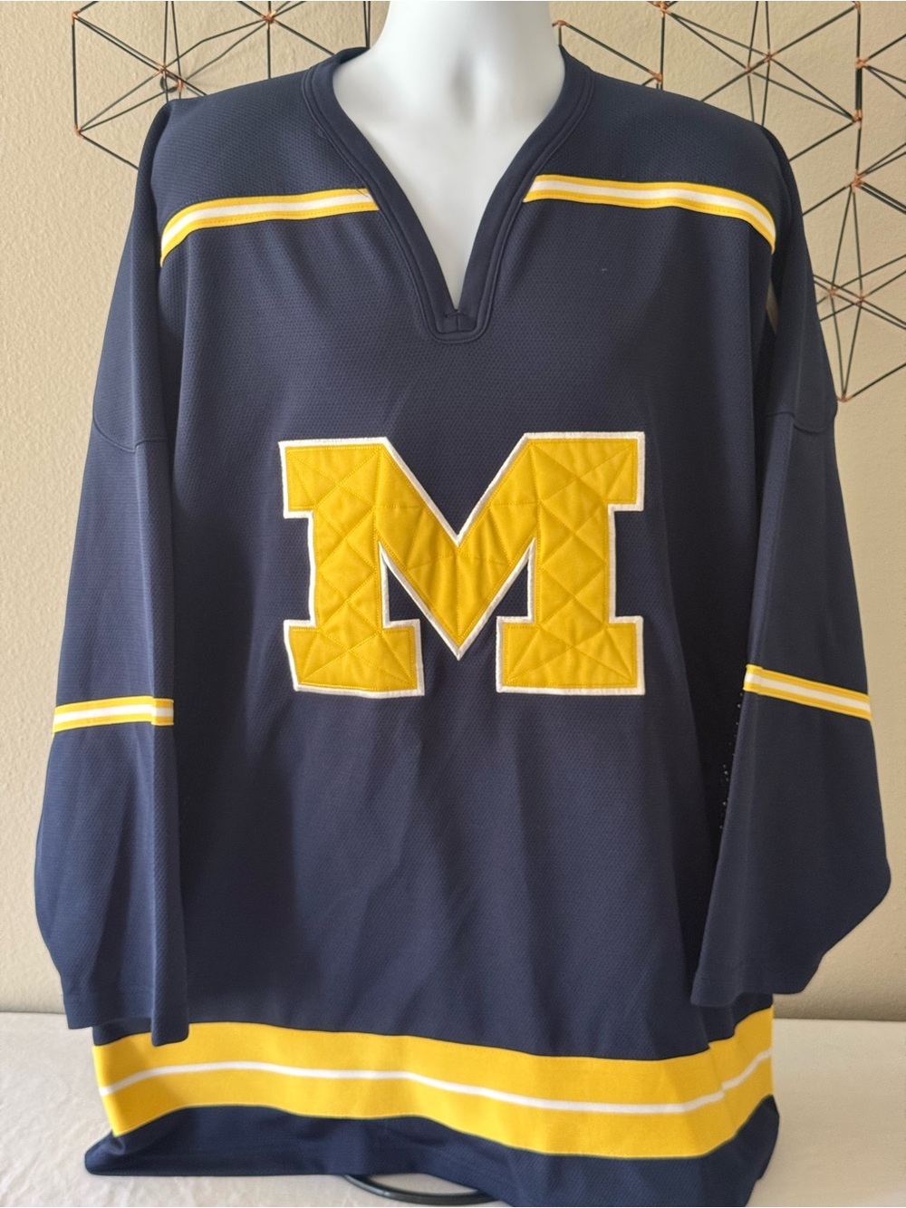 Vintage UNIVERSITY OF MICHIGAN WOLVERINES Hockey Sweater Jersey - 90s NIKE - XXL